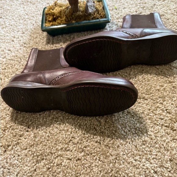 Hogan Dark Brown Ankle Boots - Picture 6 of 9